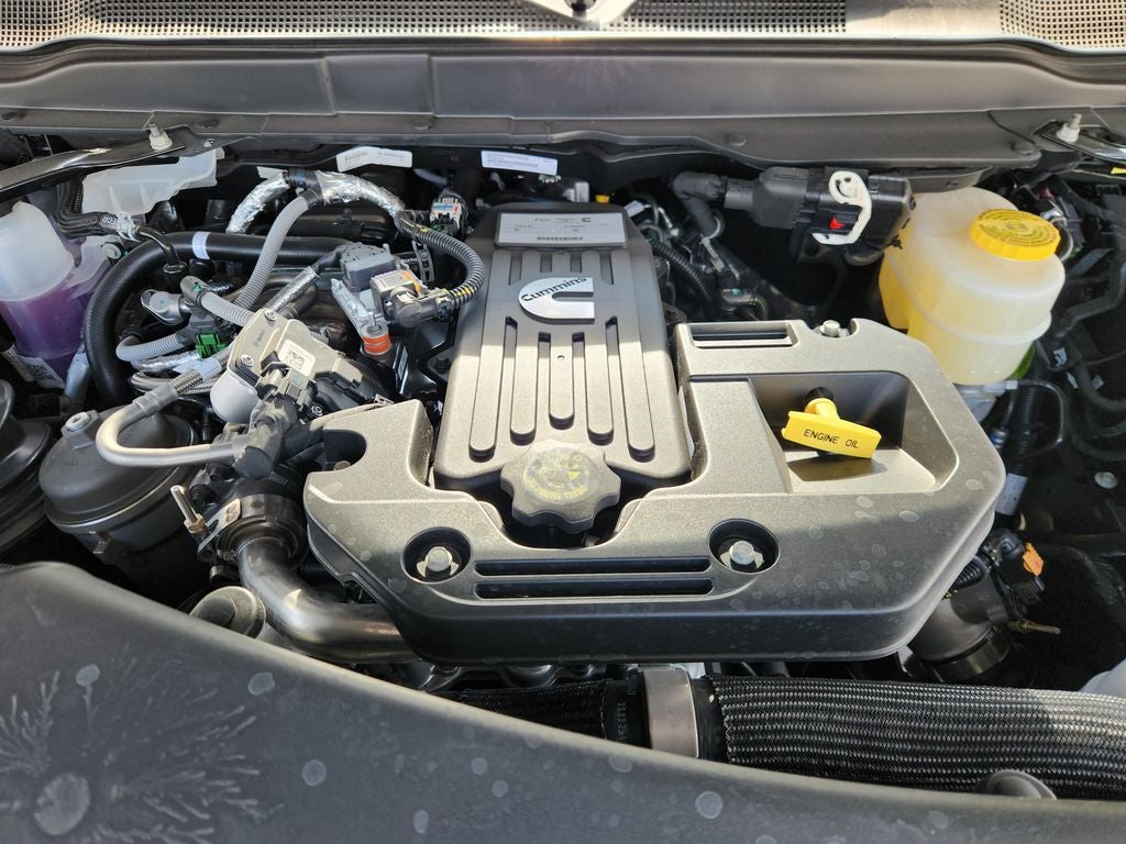 2026 RAM Ram 2500 RAM 2500 BLACK EXPRESS CREW CAB 4X4 8' BOX