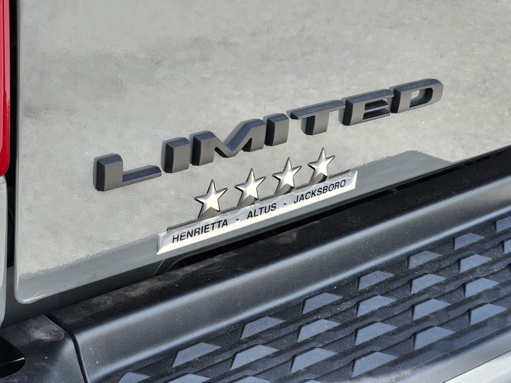 2026 RAM Ram 2500 RAM 2500 LIMITED CREW CAB 4X4 6'4' BOX