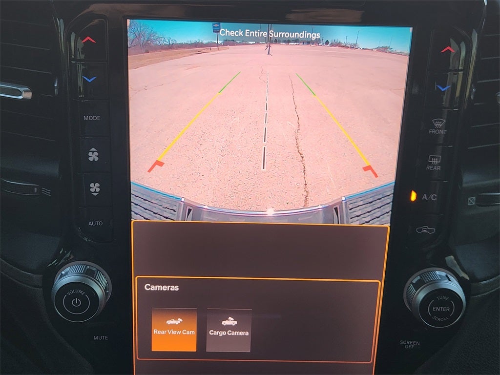 2025 RAM 3500 Tradesman Crew Cab 4x4 8' Box