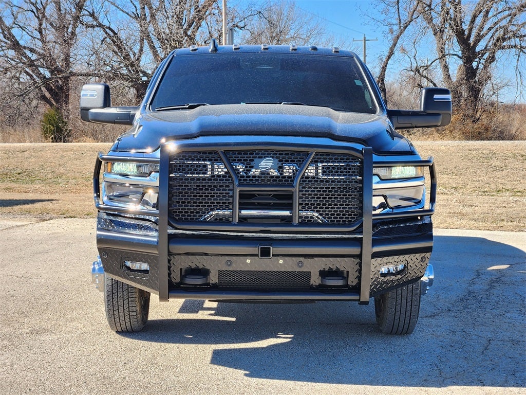 2025 RAM 3500 Tradesman Crew Cab 4x4 8' Box