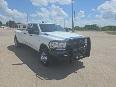 2024 RAM 3500 Tradesman Crew Cab 4x4 8' Box