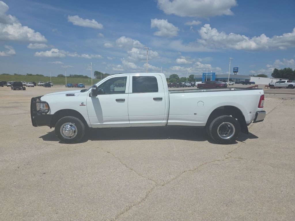 2024 RAM 3500 Tradesman Crew Cab 4x4 8' Box