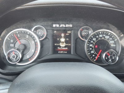 2024 RAM 3500 Tradesman Crew Cab 4x4 8' Box