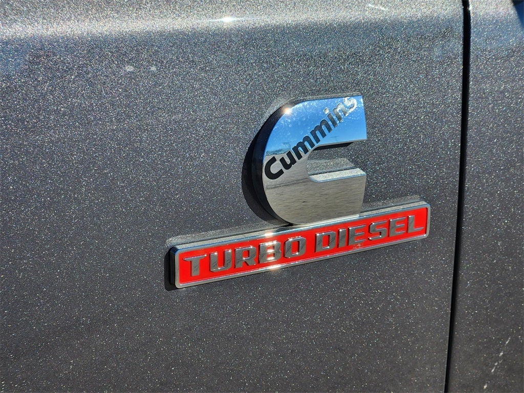 2024 RAM 3500 Laramie Crew Cab 4x4 8' Box