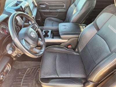 2024 RAM 3500 Laramie Crew Cab 4x4 8' Box