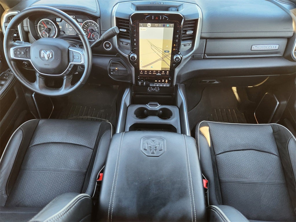 2024 RAM 3500 Laramie Crew Cab 4x4 8' Box