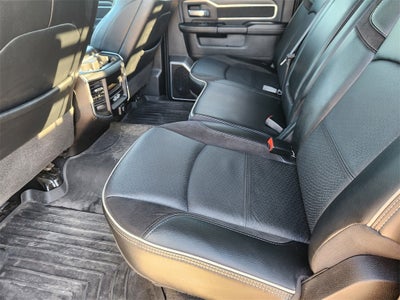 2024 RAM 3500 Laramie Crew Cab 4x4 8' Box