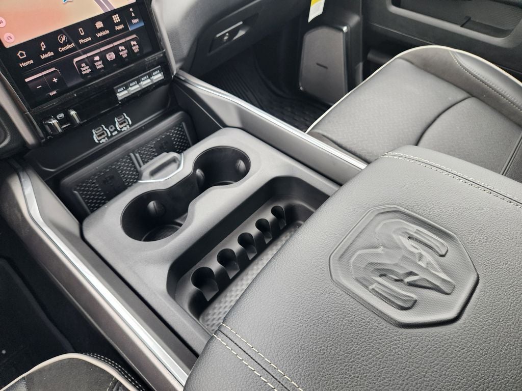 2026 RAM Ram 3500 RAM 3500 LARAMIE CREW CAB 4X4 8' BOX