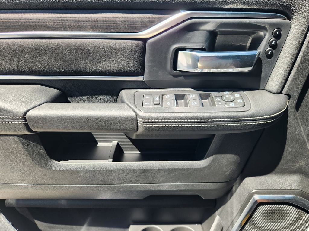 2026 RAM Ram 3500 RAM 3500 LARAMIE CREW CAB 4X4 8' BOX