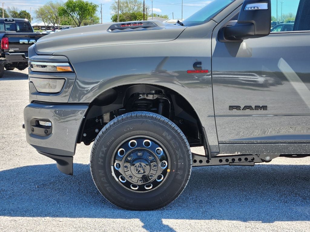 2026 RAM Ram 3500 RAM 3500 LARAMIE CREW CAB 4X4 8' BOX