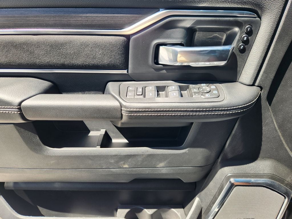 2026 RAM Ram 3500 RAM 3500 LARAMIE CREW CAB 4X4 8' BOX