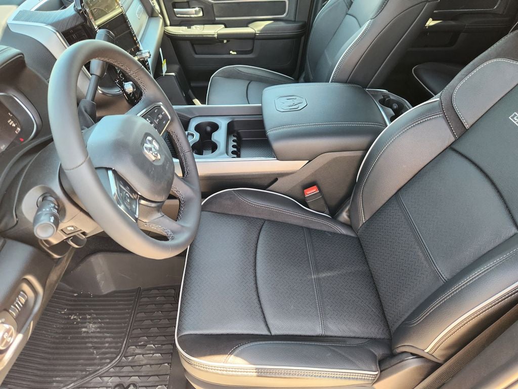 2026 RAM Ram 3500 RAM 3500 LARAMIE CREW CAB 4X4 8' BOX