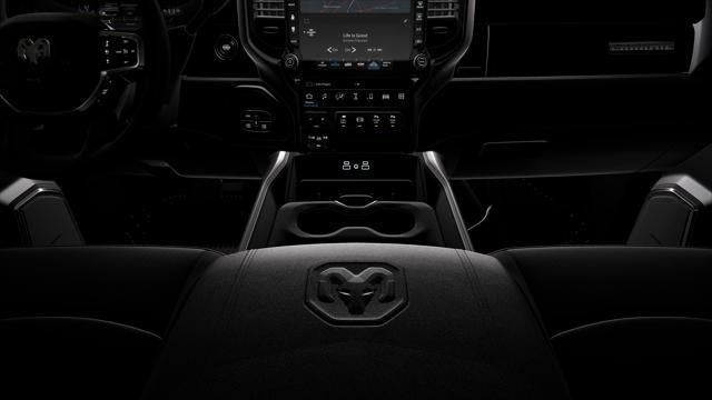 2027 RAM Ram 3500 RAM 3500 LARAMIE CREW CAB 4X4 8' BOX