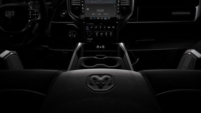 2027 RAM Ram 3500 RAM 3500 LARAMIE CREW CAB 4X4 8' BOX