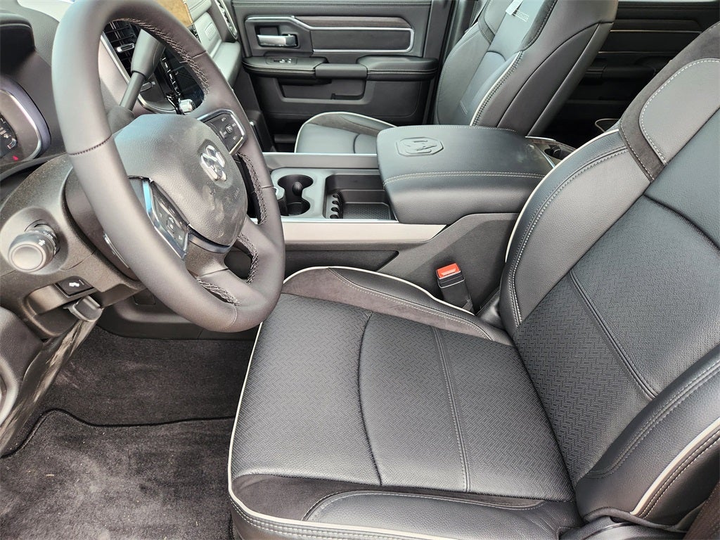 2026 RAM Ram 3500 RAM 3500 LARAMIE MEGA CAB 4X4 6'4' BOX