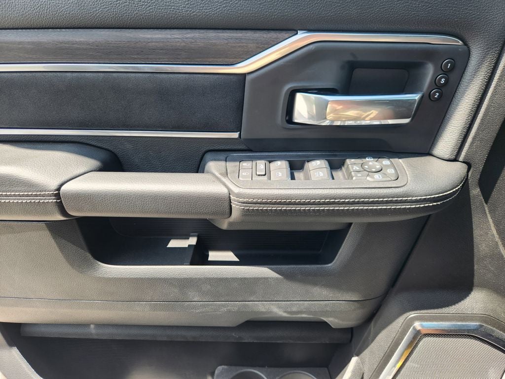 2026 RAM Ram 3500 RAM 3500 LARAMIE MEGA CAB 4X4 6'4' BOX