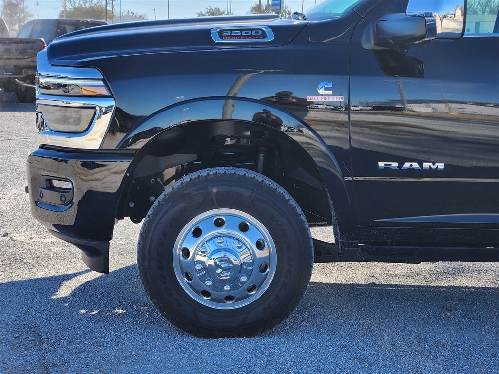2026 RAM Ram 3500 RAM 3500 LIMITED LONGHORN CREW CAB 4X4 8' BOX