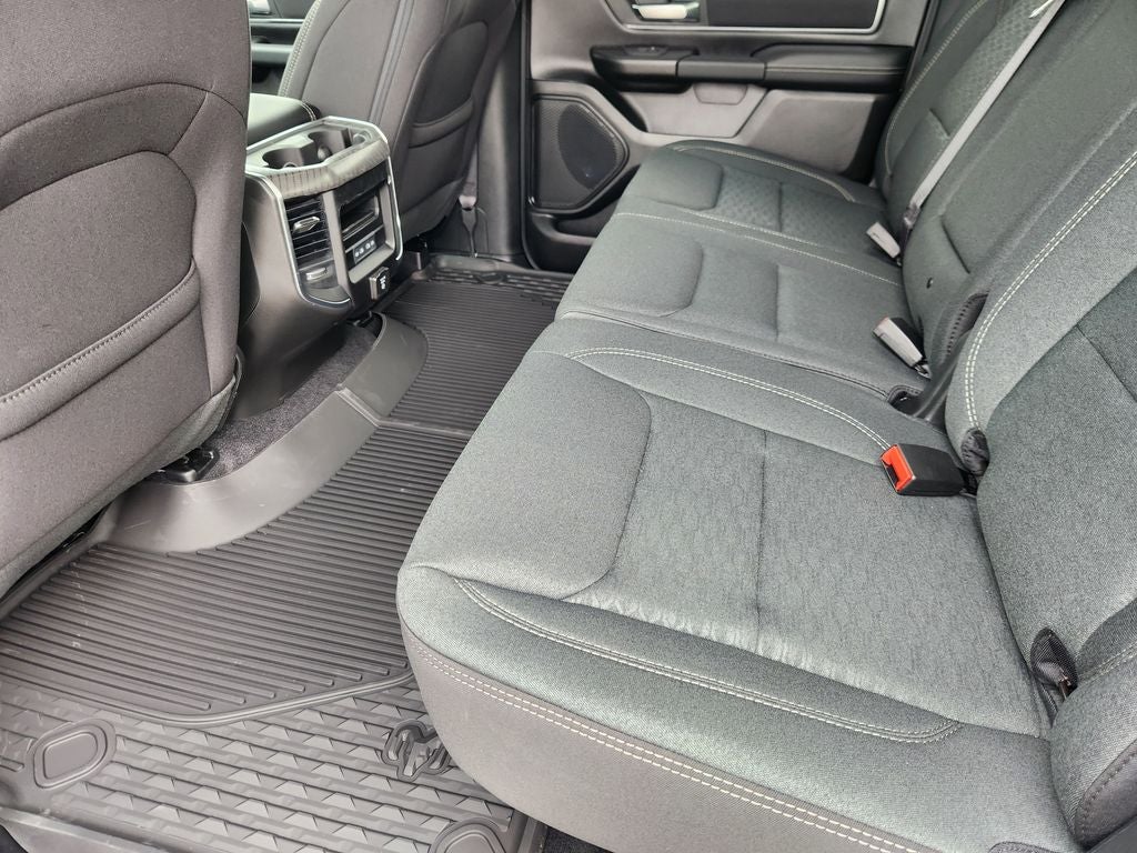 2026 RAM Ram 1500 RAM 1500 LONE STAR CREW CAB 4X2 5'7' BOX