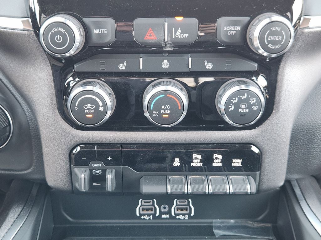 2026 RAM Ram 1500 RAM 1500 LONE STAR CREW CAB 4X2 5'7' BOX