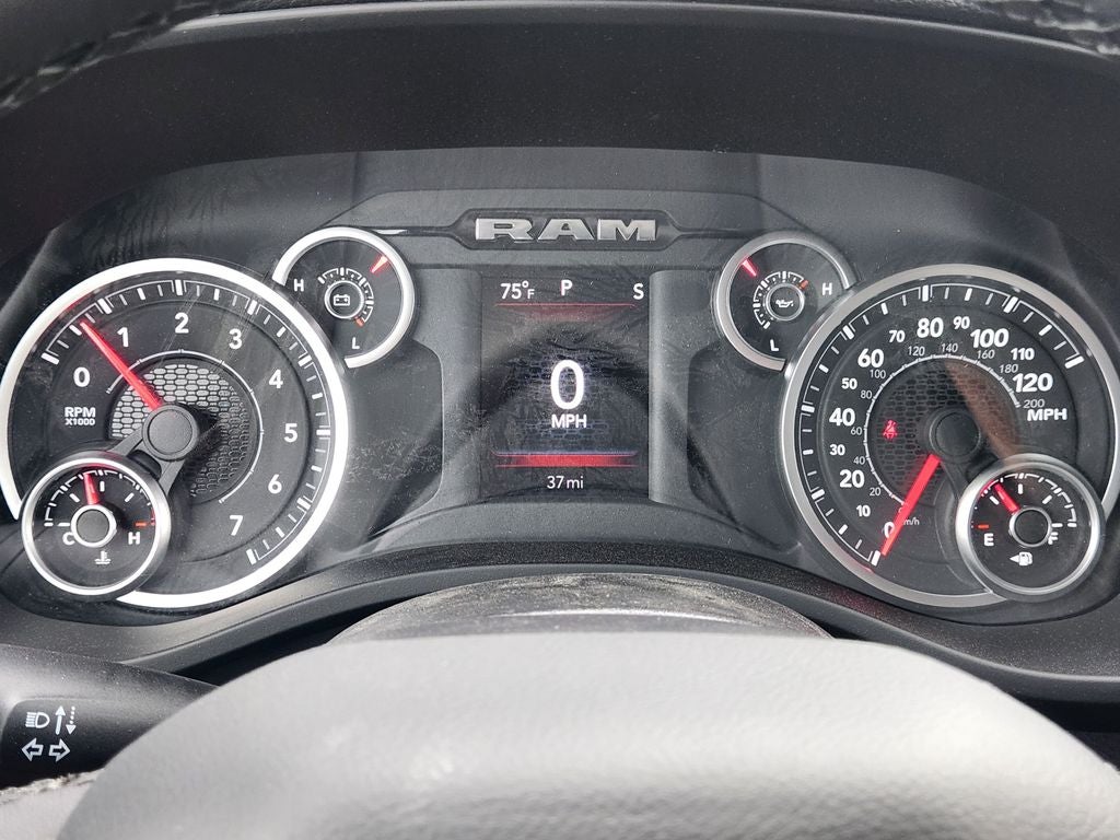 2026 RAM Ram 1500 RAM 1500 LONE STAR CREW CAB 4X2 5'7' BOX
