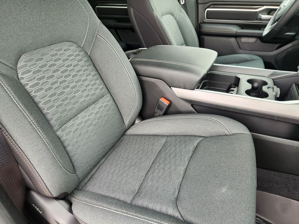 2026 RAM Ram 1500 RAM 1500 LONE STAR CREW CAB 4X2 5'7' BOX