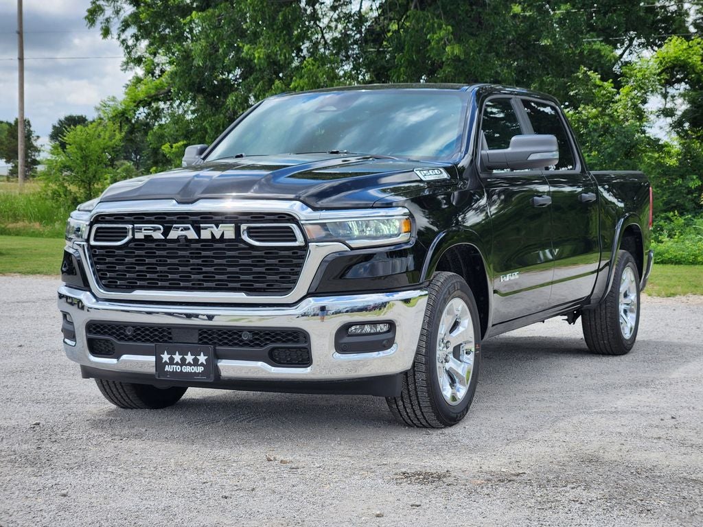 2026 RAM Ram 1500 RAM 1500 LONE STAR CREW CAB 4X2 5'7' BOX
