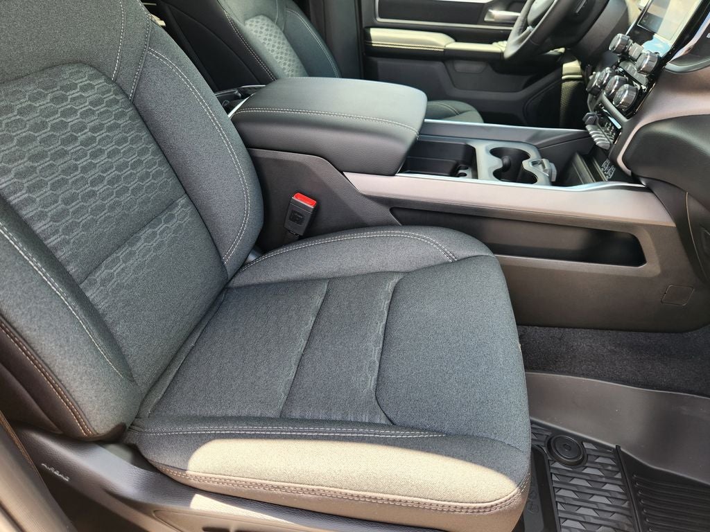 2026 RAM Ram 1500 RAM 1500 LONE STAR CREW CAB 4X2 5'7' BOX