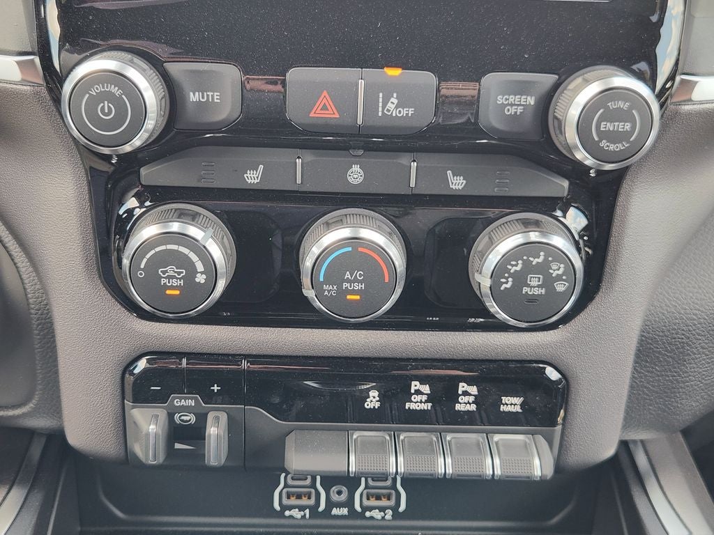 2026 RAM Ram 1500 RAM 1500 LONE STAR CREW CAB 4X2 5'7' BOX
