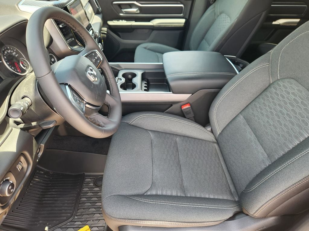 2026 RAM Ram 1500 RAM 1500 LONE STAR CREW CAB 4X2 5'7' BOX