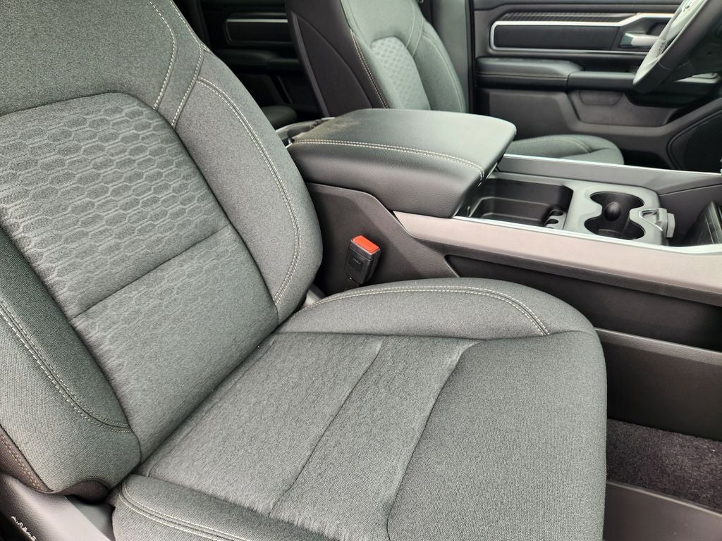 2026 RAM Ram 1500 RAM 1500 LONE STAR CREW CAB 4X2 5'7' BOX