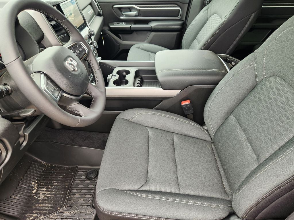 2026 RAM Ram 1500 RAM 1500 LONE STAR CREW CAB 4X2 5'7' BOX