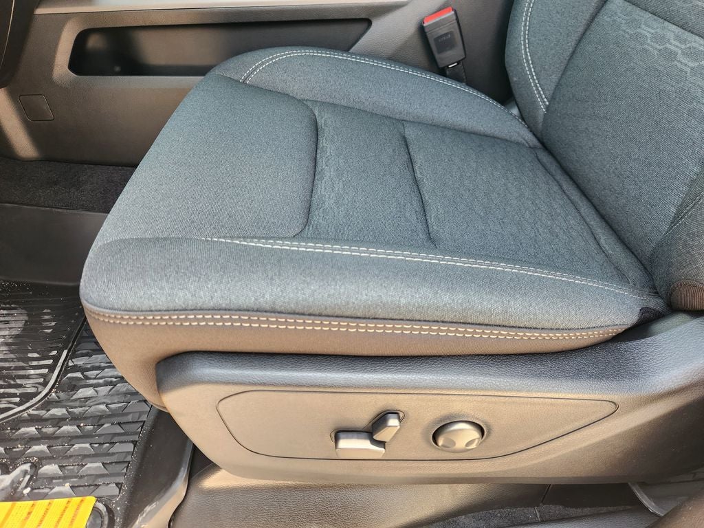 2026 RAM Ram 1500 RAM 1500 LONE STAR CREW CAB 4X2 5'7' BOX