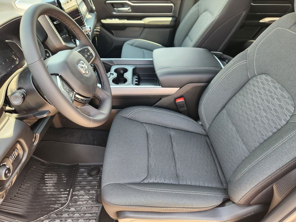 2026 RAM Ram 1500 RAM 1500 LONE STAR CREW CAB 4X2 5'7' BOX