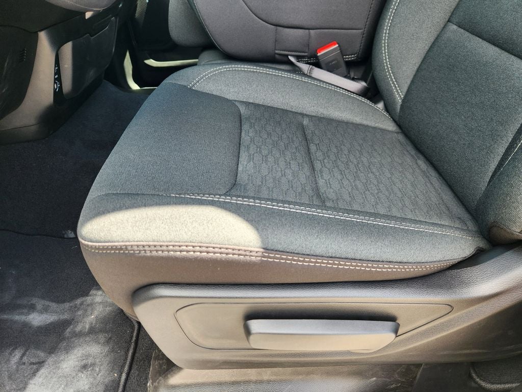 2026 RAM Ram 1500 RAM 1500 EXPRESS CREW CAB 4X2 5'7' BOX