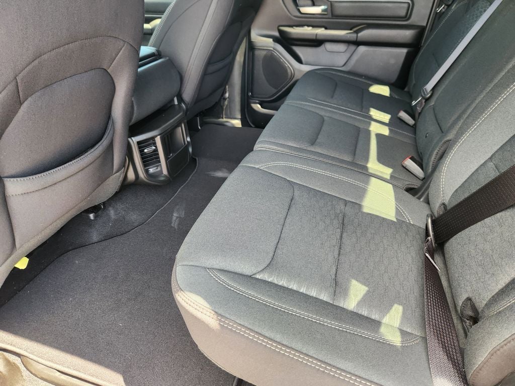 2026 RAM Ram 1500 RAM 1500 EXPRESS CREW CAB 4X2 5'7' BOX