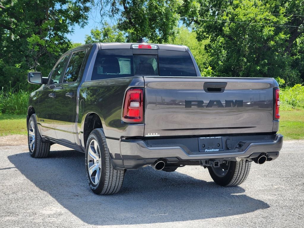 2026 RAM Ram 1500 RAM 1500 EXPRESS CREW CAB 4X2 5'7' BOX