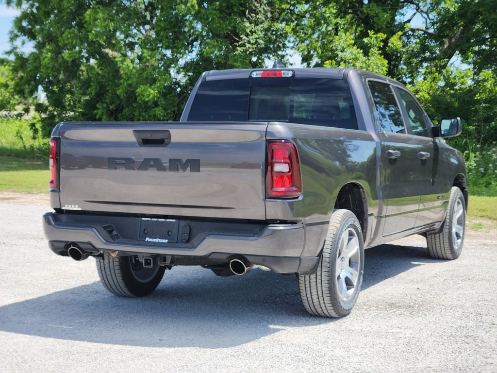 2026 RAM Ram 1500 RAM 1500 EXPRESS CREW CAB 4X2 5'7' BOX