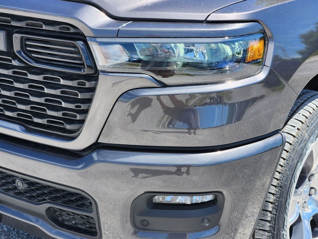 2026 RAM Ram 1500 RAM 1500 EXPRESS CREW CAB 4X2 5'7' BOX