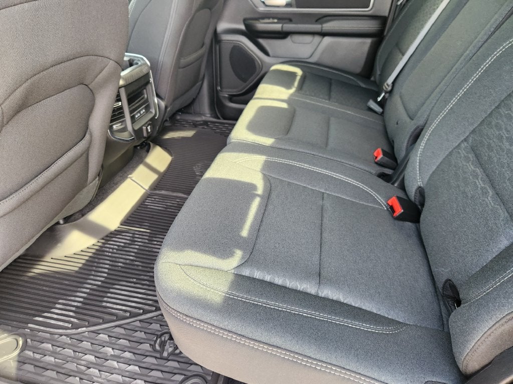 2027 RAM Ram 1500 RAM 1500 LONE STAR CREW CAB 4X4 5'7' BOX