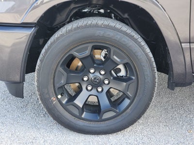2027 RAM Ram 1500 RAM 1500 LONE STAR CREW CAB 4X4 5'7' BOX