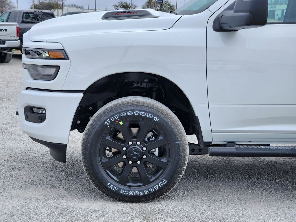 2026 RAM Ram 2500 RAM 2500 BLACK EXPRESS CREW CAB 4X4 6'4' BOX