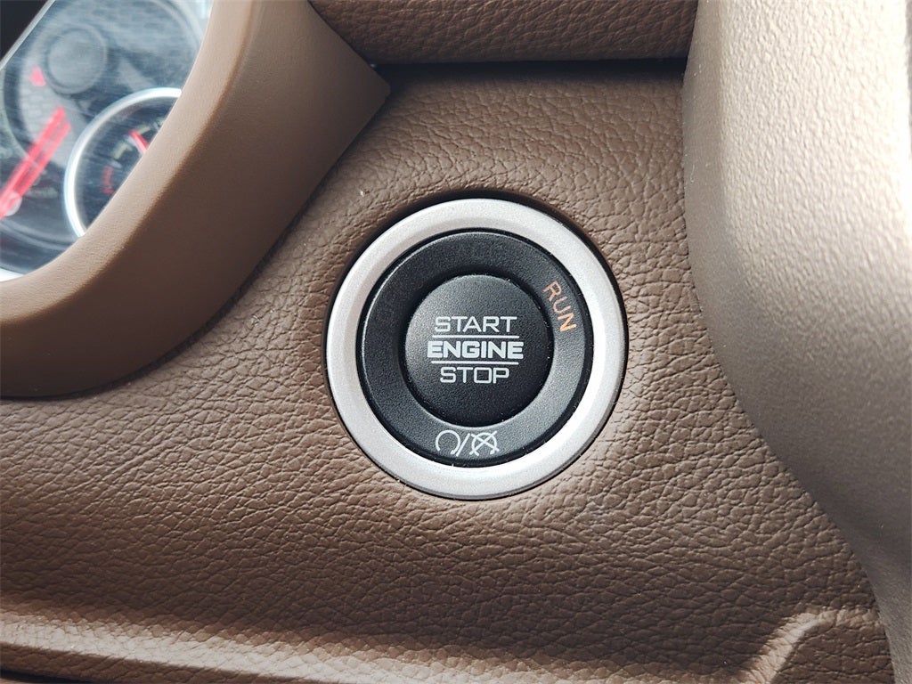 2022 RAM 2500 Laramie Crew Cab 4x4 6'4' Box