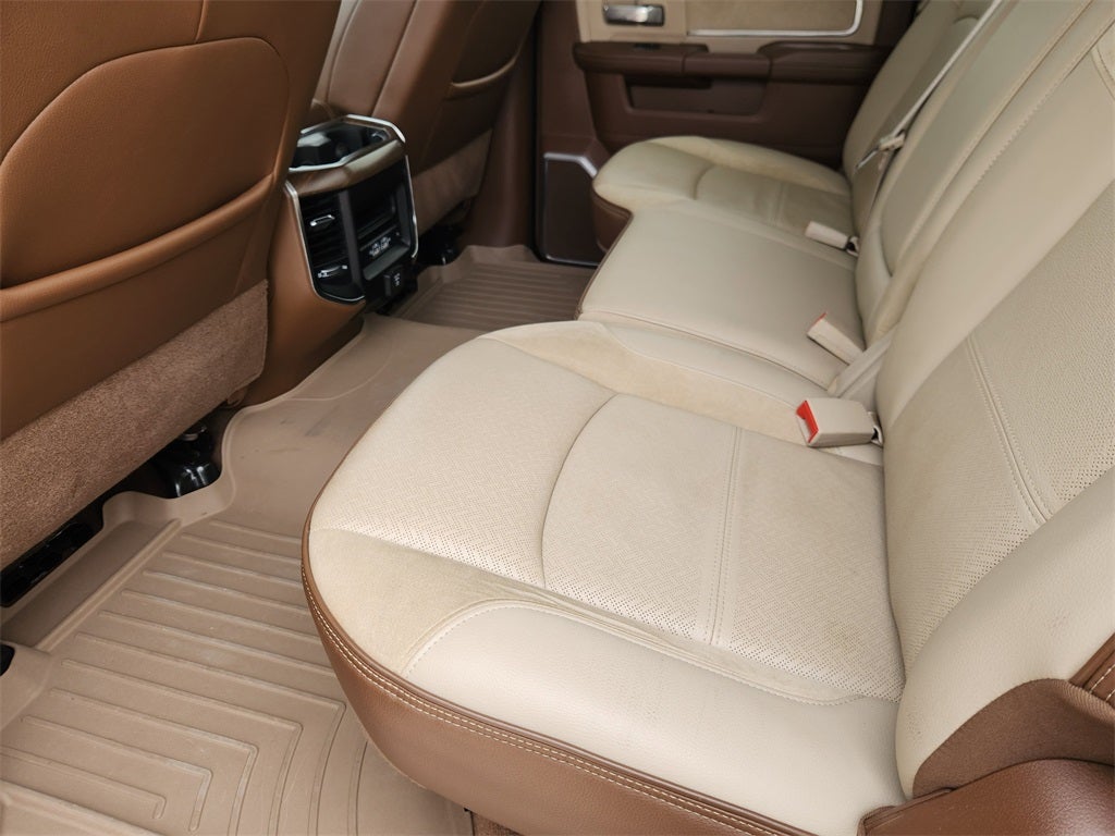 2022 RAM 2500 Laramie Crew Cab 4x4 6'4' Box