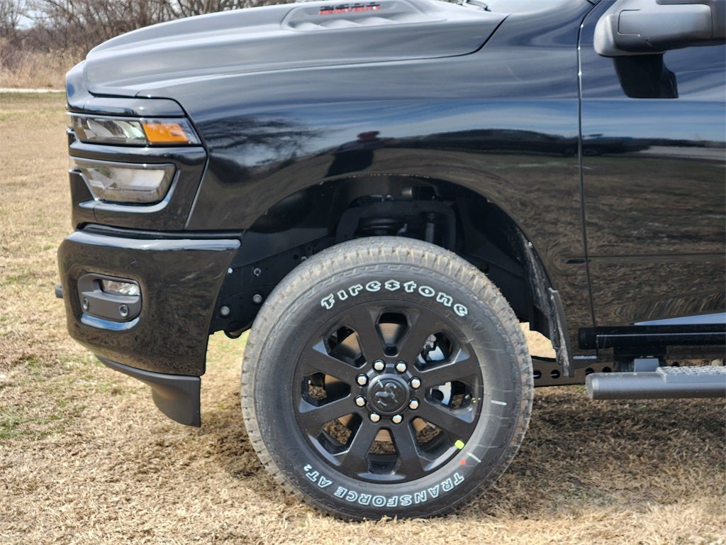 2026 RAM Ram 2500 RAM 2500 BLACK EXPRESS CREW CAB 4X4 8' BOX