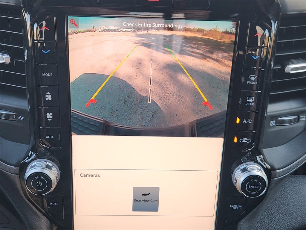 2026 RAM Ram 2500 RAM 2500 BLACK EXPRESS CREW CAB 4X4 8' BOX