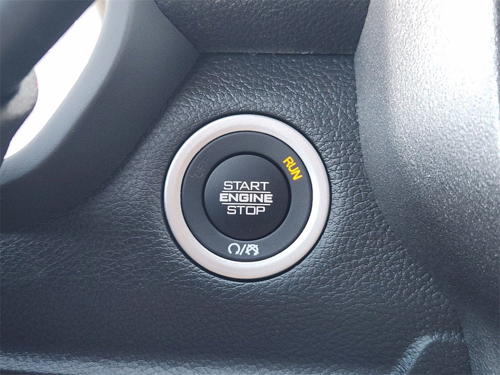 2026 RAM Ram 2500 RAM 2500 BLACK EXPRESS CREW CAB 4X4 8' BOX