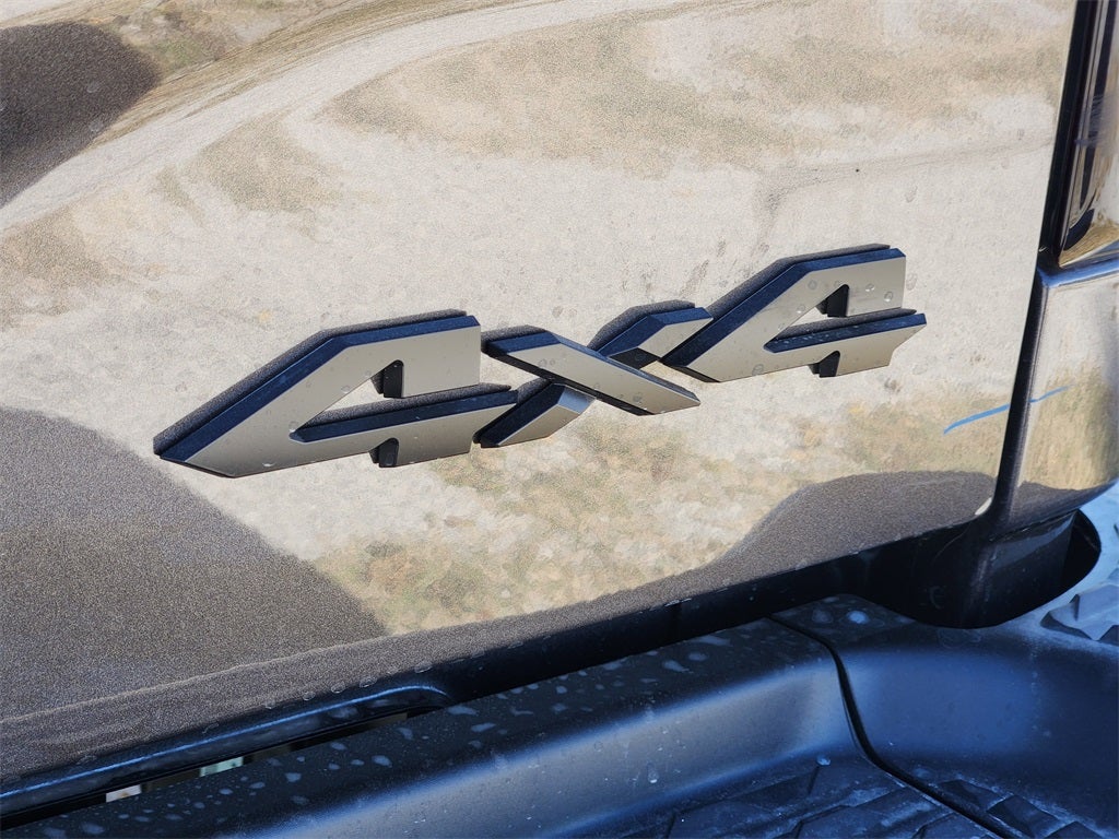 2026 RAM Ram 2500 RAM 2500 BLACK EXPRESS CREW CAB 4X4 8' BOX