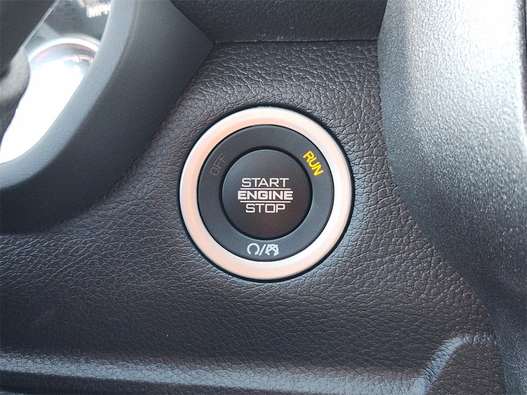 2026 RAM Ram 2500 RAM 2500 BLACK EXPRESS CREW CAB 4X4 8' BOX