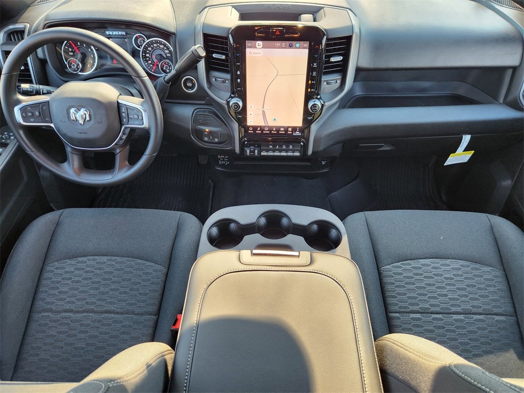 2026 RAM Ram 2500 RAM 2500 BLACK EXPRESS CREW CAB 4X4 8' BOX