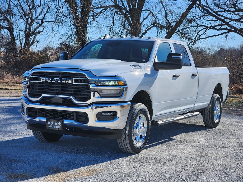 2026 RAM Ram 2500 RAM 2500 TRADESMAN CREW CAB 4X4 8' BOX
